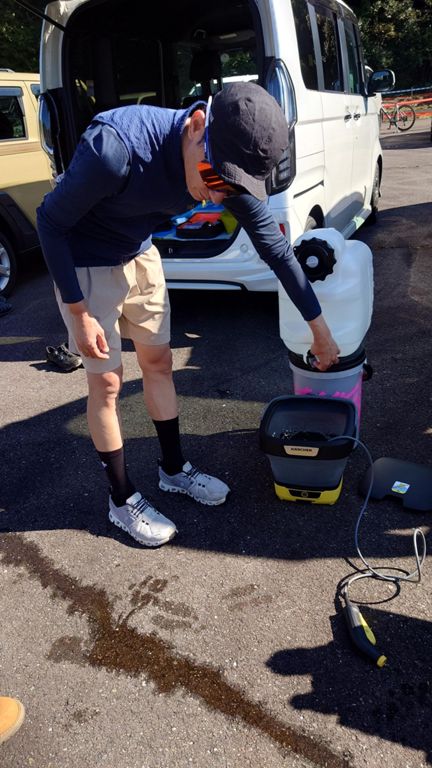 k田さんが持参した秘密兵器の洗車セット♪