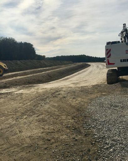 demnächst Radweg dann bis nach Brunn durchgehend, top!