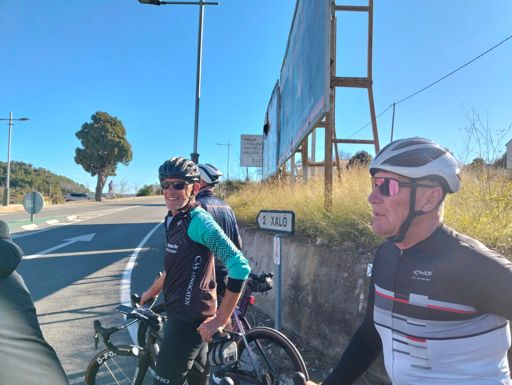 Opgehouden vanwege "cours" amateurs.