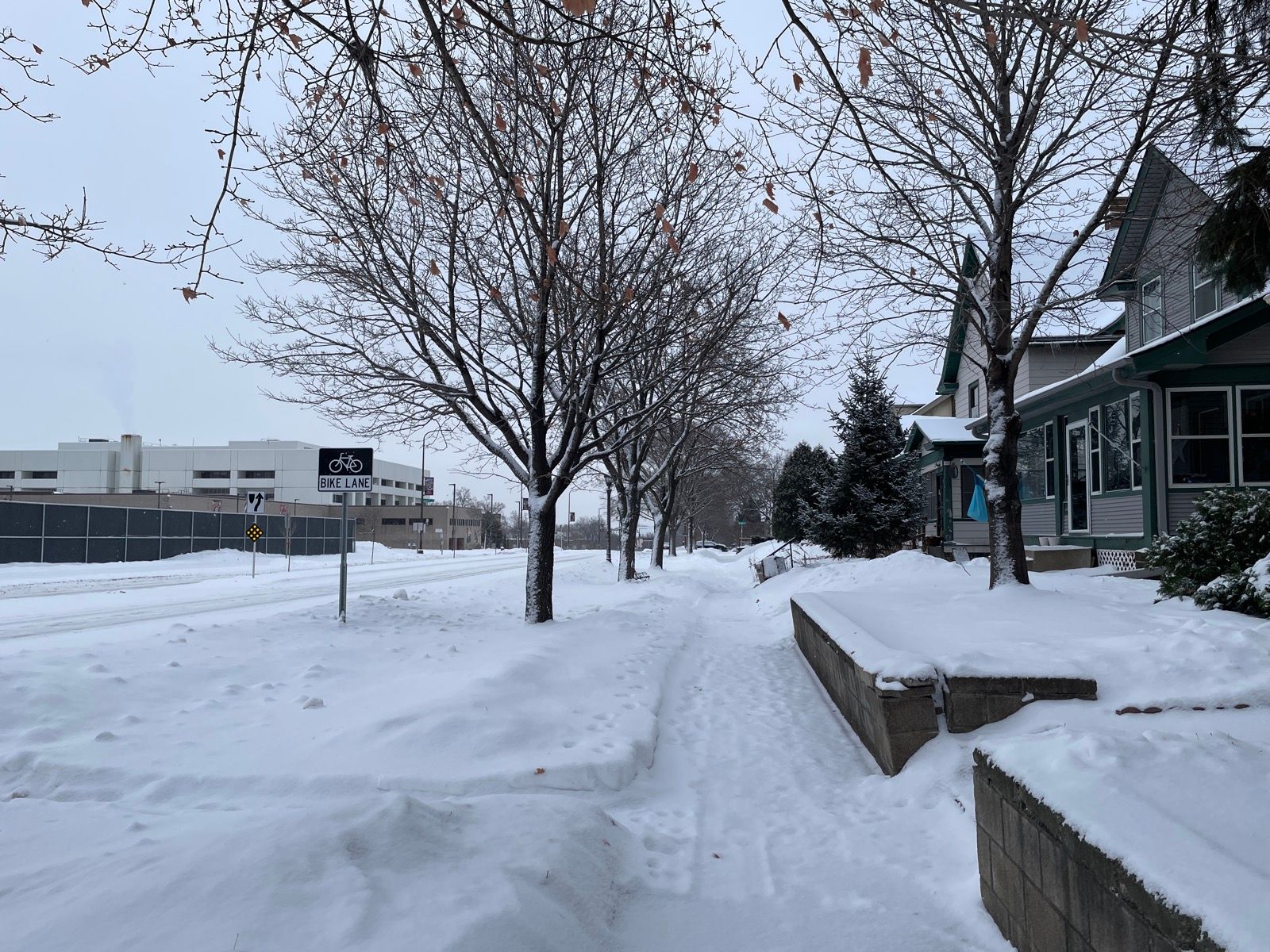 Marshall Ave with Central HS