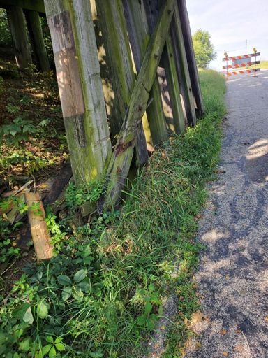 The bottoms should be sitting on something other than air, right?