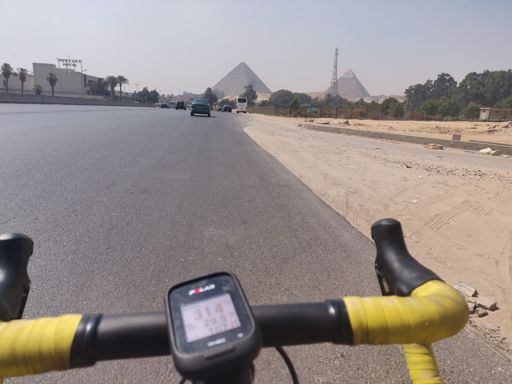 Los Piramides de Giza