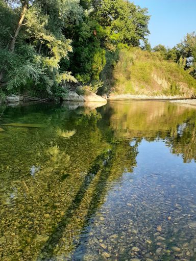 Fiume Calore (località Isca di Roccadaspide) dove mi rilasso con bagni rigeneranti....un paradiso ...