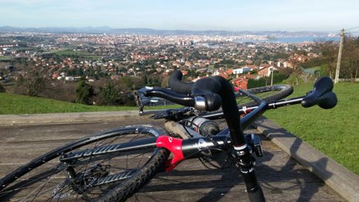 Vista de Xixón desde el alto Cabueñes.