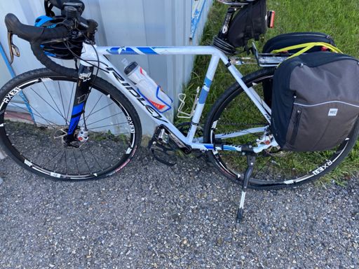 Two flats at the same time…that was new.