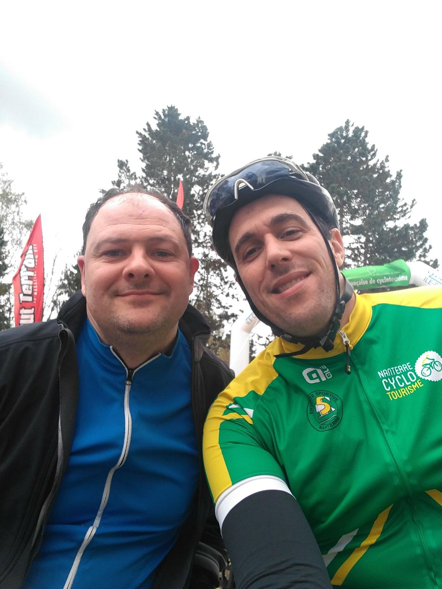 Philippe et Eric souriant