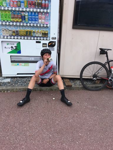 仙人、カフェイン注入！