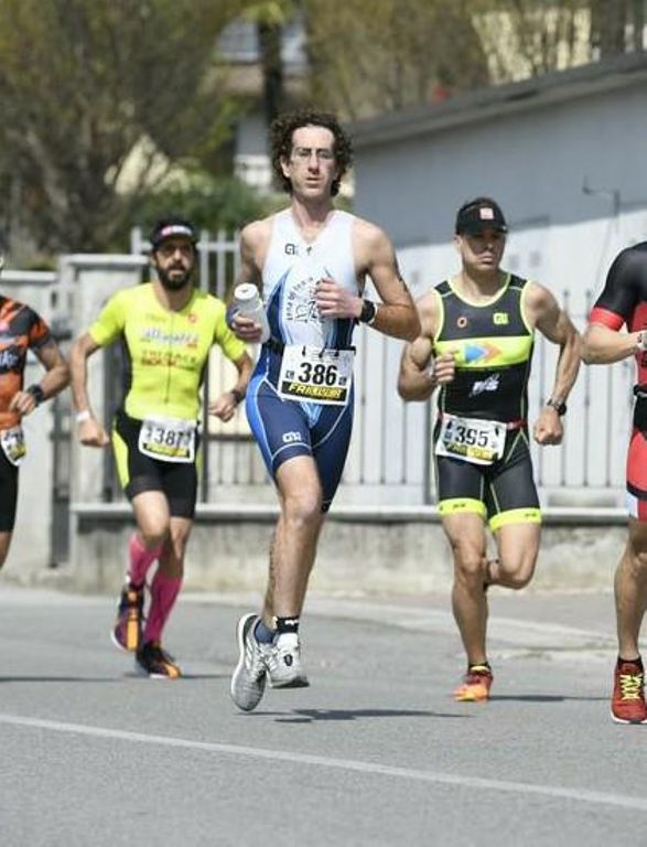 Race image