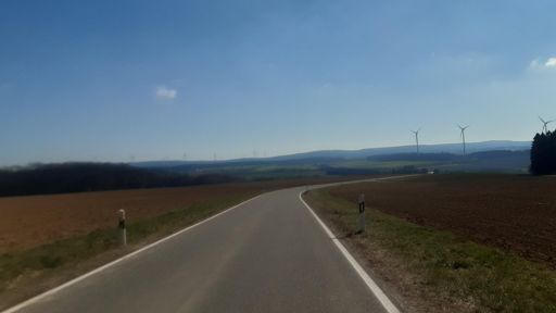 Blick auf den Soonwald. Benzweiler sieht man nicht. Liegt halt im Tal.