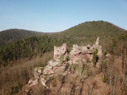 Entre roches et ruines autour d’Obensteinbach