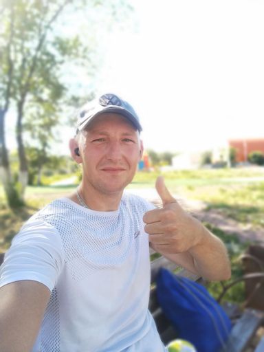 Утренняя пробежка после 10км, самочувствие хорошее 👍,пробежал в том темпе котором и хотел,каждый км в среднем из 5 минут,и общее время 49мин34сек.Для меня просто супер,я доволен.