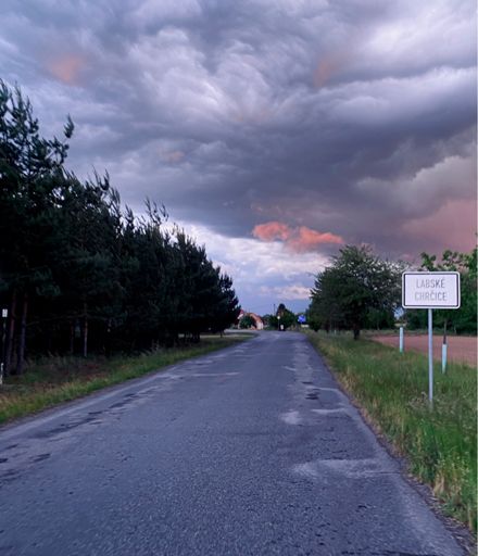 Víc na východ už jsem se nakonec radši neodvážila :-) Jsem srab no :-D
