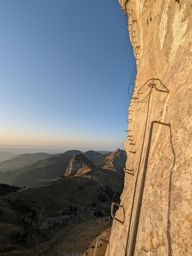 via ferrata Rocher de Naye et retour par les grottes