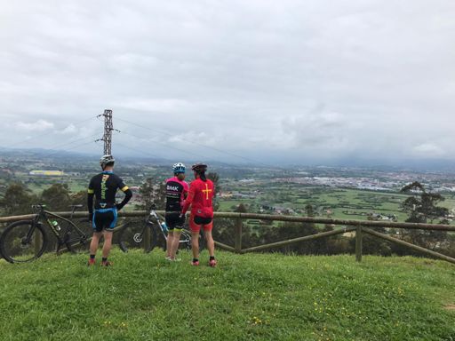 Área de "Santu Firme"/Llanera