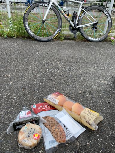 テラス席でランチ😇