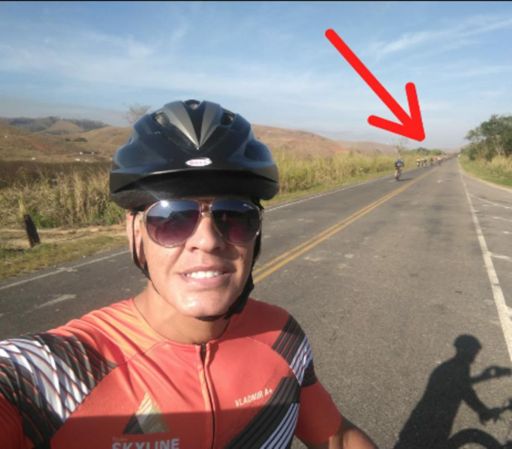 Equipe Skyline fechando a rua. Kkkkkk