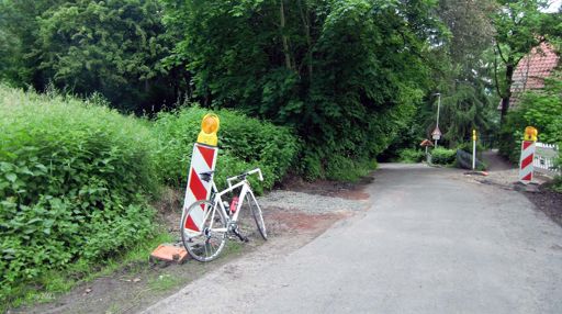 To the right in amongst the trees once stood the Grone Castle and my starting point