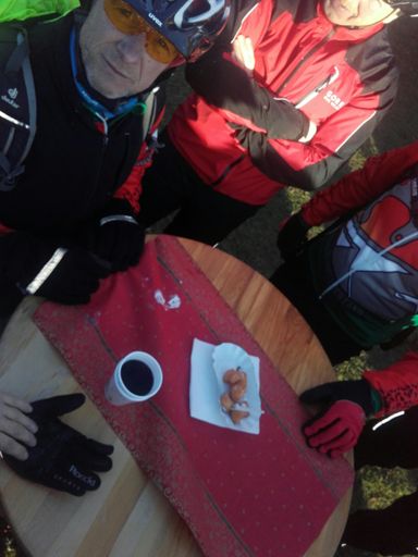 Glühwein und Kräppelchen