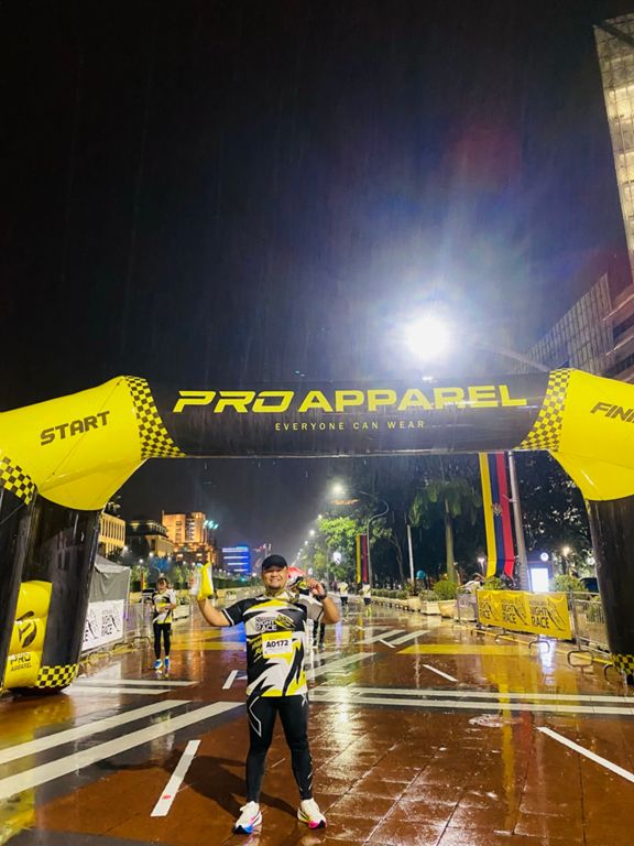 Race image