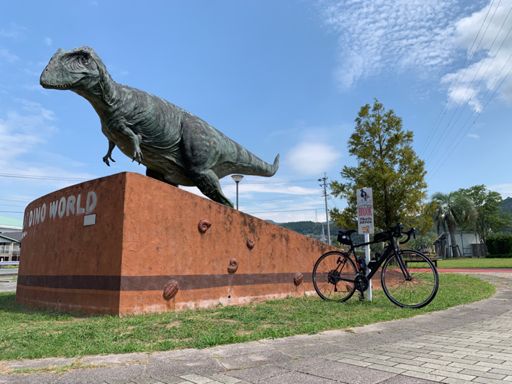 ぎゃ〜食べられるぅ😱
あ、私食べられる肉ないんですけど💀