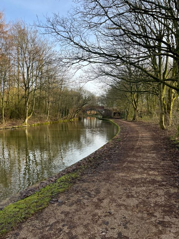 Day 10 3rd Aug Dukes Wharf Runcorn to Ellesmere Port 23.4 mi Walking