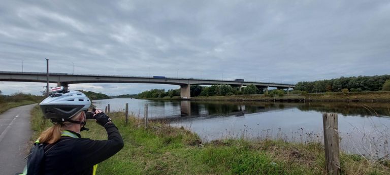 Looking up river from the South Tees Cycleway, back to the Tees Viaduct, opened 1975, which carries the A19.
https://en.wikipedia.org/wiki/Tees_Viaduct