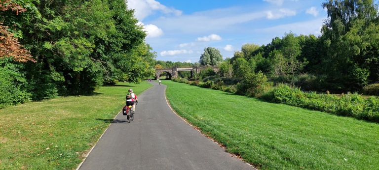 Beginning of the Sankey Way. Lots of photos of the surface. I was relieved that the whole section on our route had good surfaces, unlike in various YouTube videos.