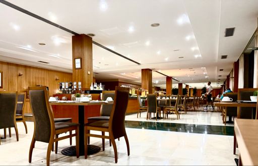 The ᗷᏒᕮᗩᏦFᗩᏚT Room...🥓🍳☕️ 