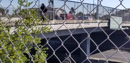 This guy shut down i80 and had a zillion cops watching him. And all the freeway traffic was funneled onto the side streets 😱☠