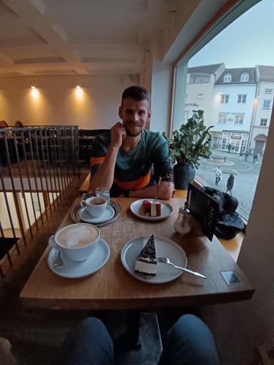 Harnymu ukážu to nejlepší z města ..........