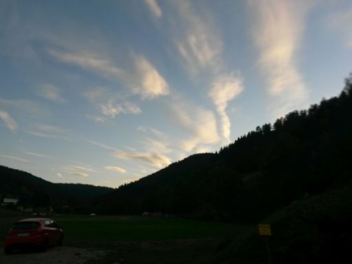 Wolken über Sankenbachtal.