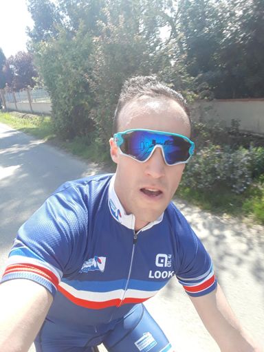 60km/h sur le plat!!! A l'aise 💪