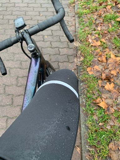 Abperlfähigkeit der Hose: Sehr gut!!! Aber um das Glück nicht weiter herauszufordern schnell nachhause gefahren:-)))