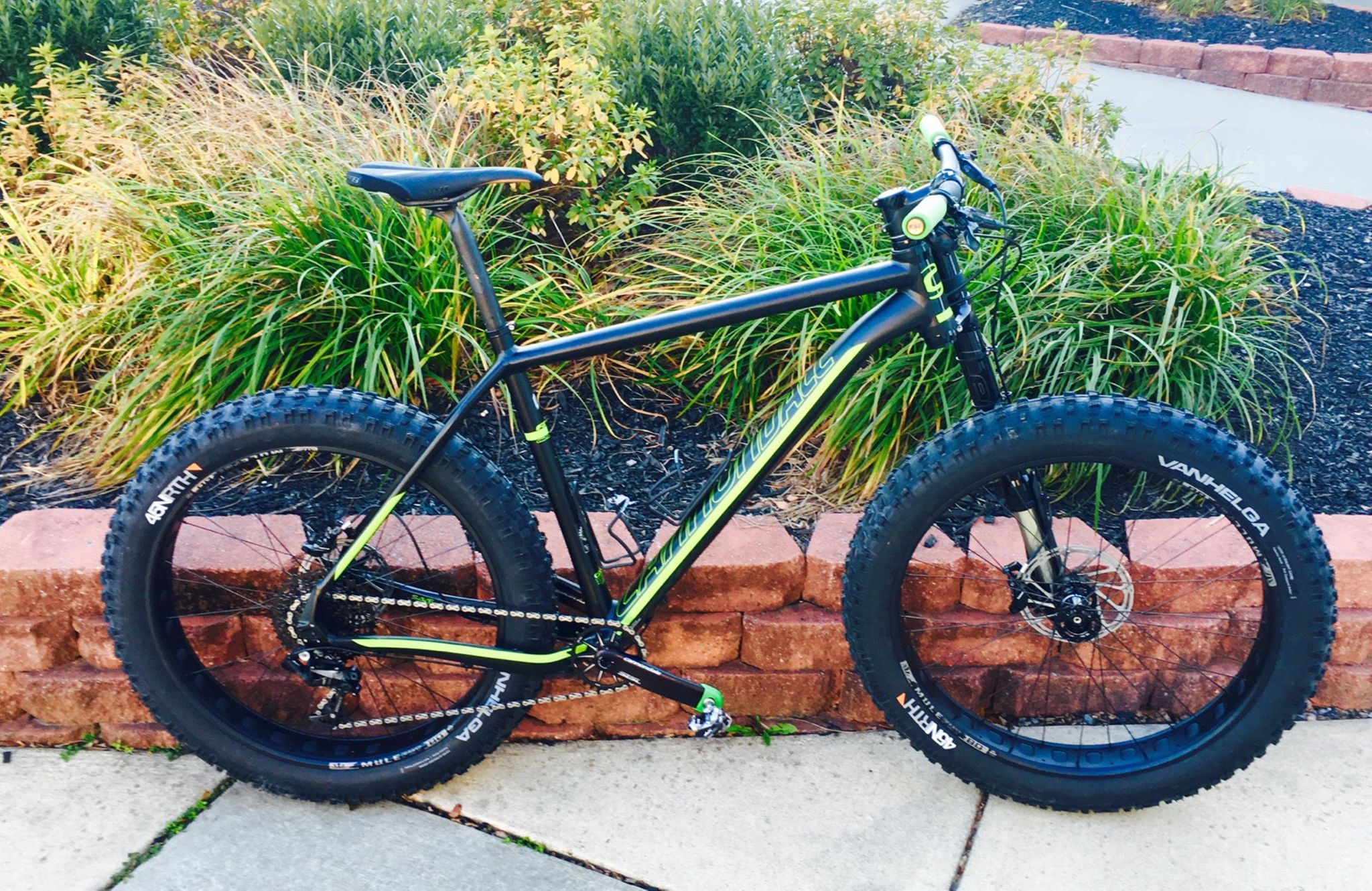 scott www.cvillebikes.com the hub westcoat