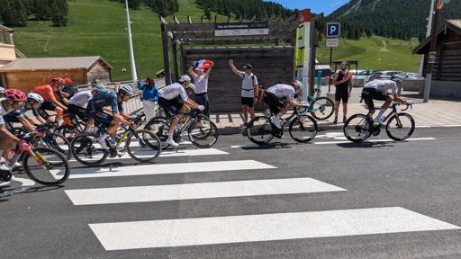 UAE Team Emirates train
