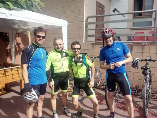 Buena ruta Barakaldo-Aceña con Juanto-Ioritz-Ivan y Alfonso.