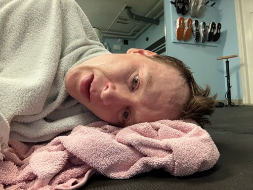 After lap 19 I spent 20ish min just laying on the floor thinking how the hell shall I be able to complete this. In the end it was the thought that I have to redo this that kept me going :P 