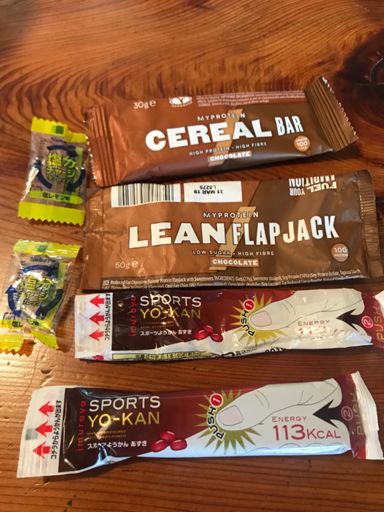 ノンストップで補給食食べながら完走。