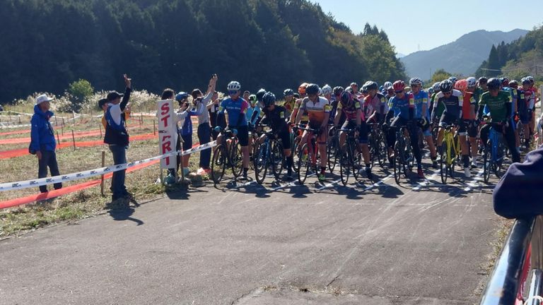 いいポジションからのスタート。