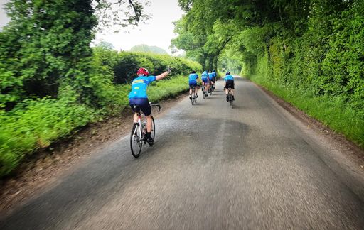 Jon Owens with a textbook rockhands🤘🏻🙂
