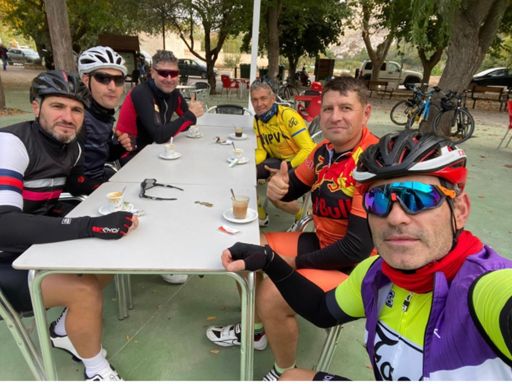 Buena gente los compañeros de Villamalea 👌😉