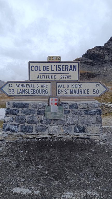Col de l'Iseran 🇫🇷🏔️🦜