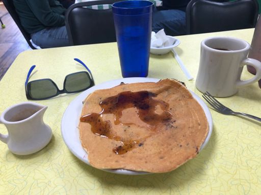 Mixed berry pancakes (blueberry, raspberry, and blackberry) were fantastic!