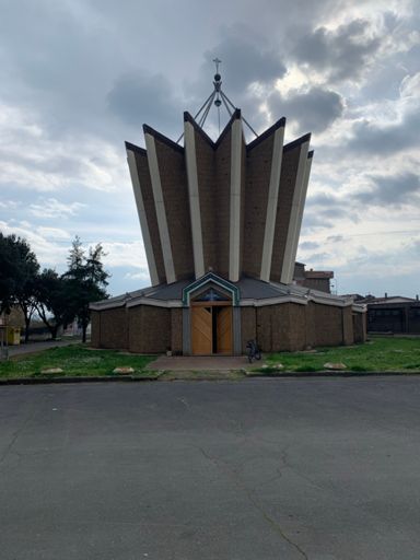 CALCATA NUOVA mit seiner interessanten Kirche