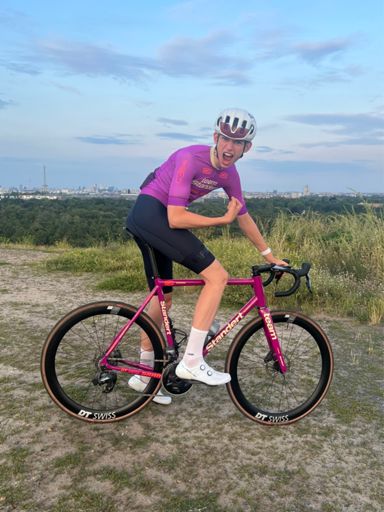 Bizeps flexen für extra Watt