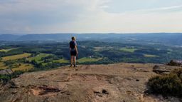Roches de Haute-Pierre et Mère Henry