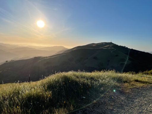 Bookends - sunset 🌅 over big rock ridge