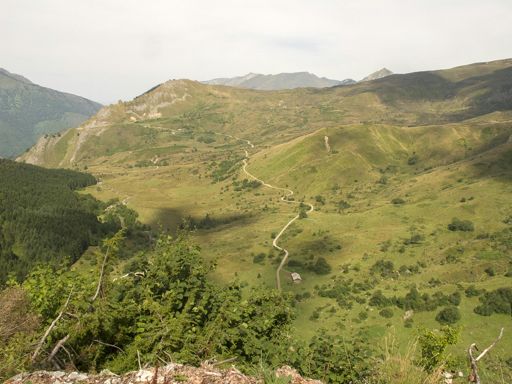 Au fond, la route du Soulor
