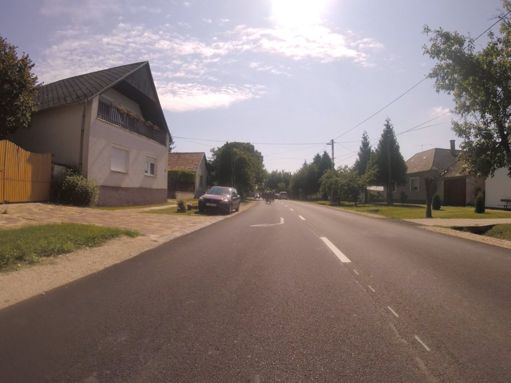 Első kör Guttamásinál. Itt ugrottam fel Gergőre.