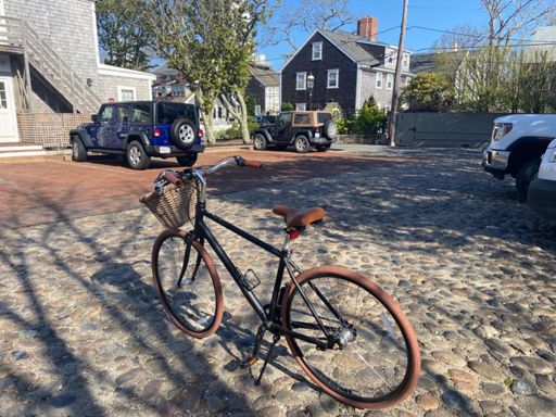 Free use of bikes at the Jared Coffin House.